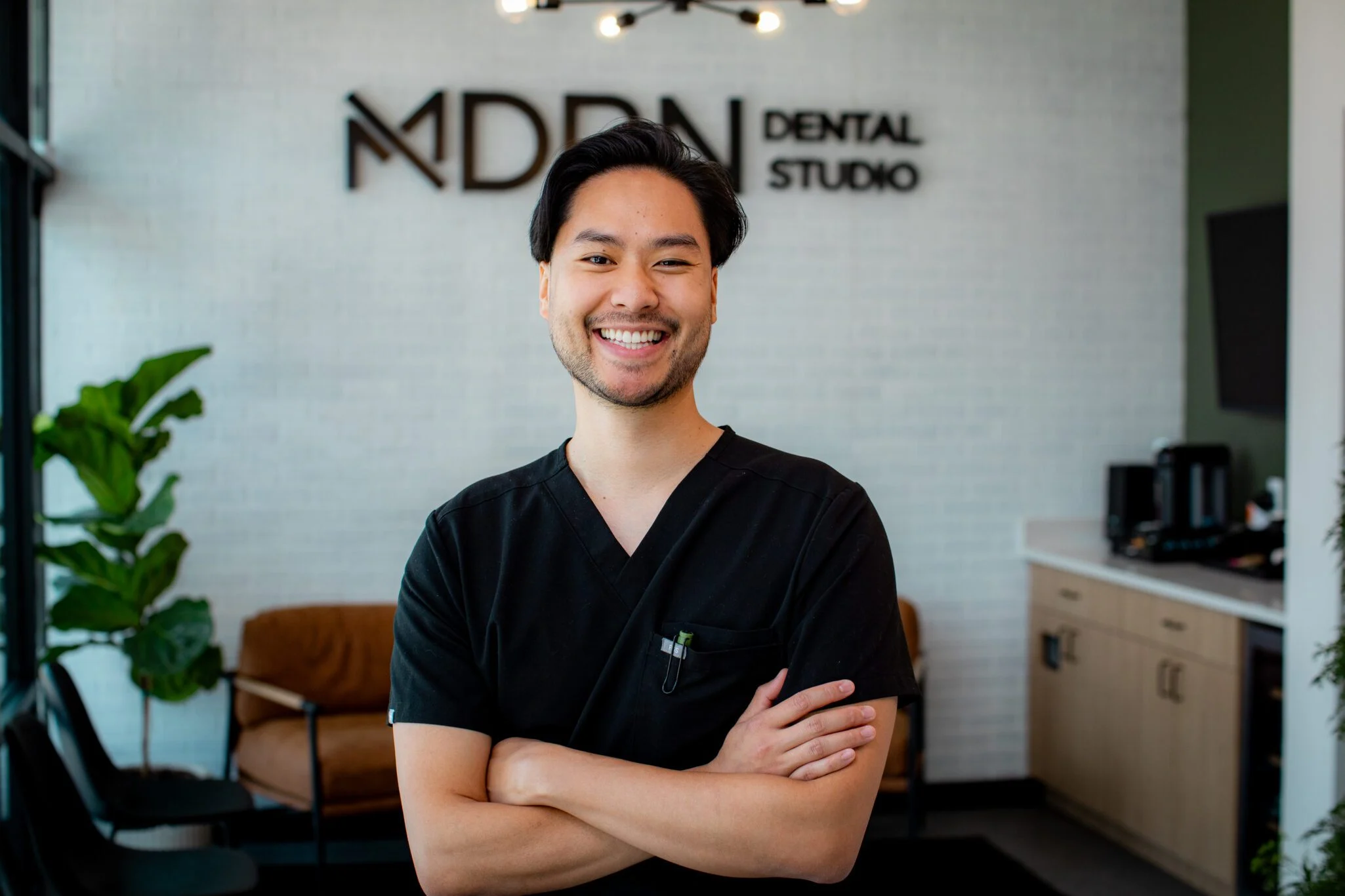 Dr. Steven Nguyen explaining comprehensive treatment planning